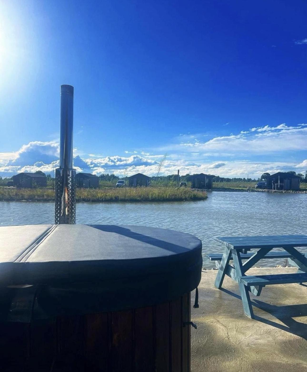Lakeside Fishing Retreats Boston Ruang foto